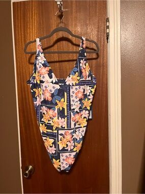 Size 16 J/K. Built in bra. One-Piece Swimsuit in Navy with Pink & Yellow Flowers